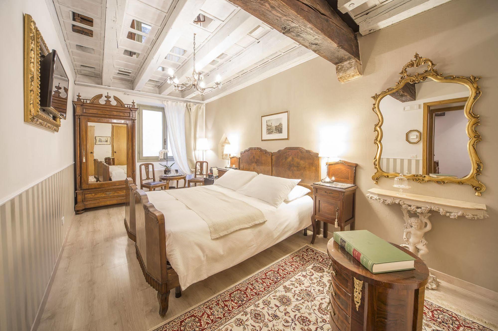 Corte Realdi Boutique Rooms Verona Buitenkant foto